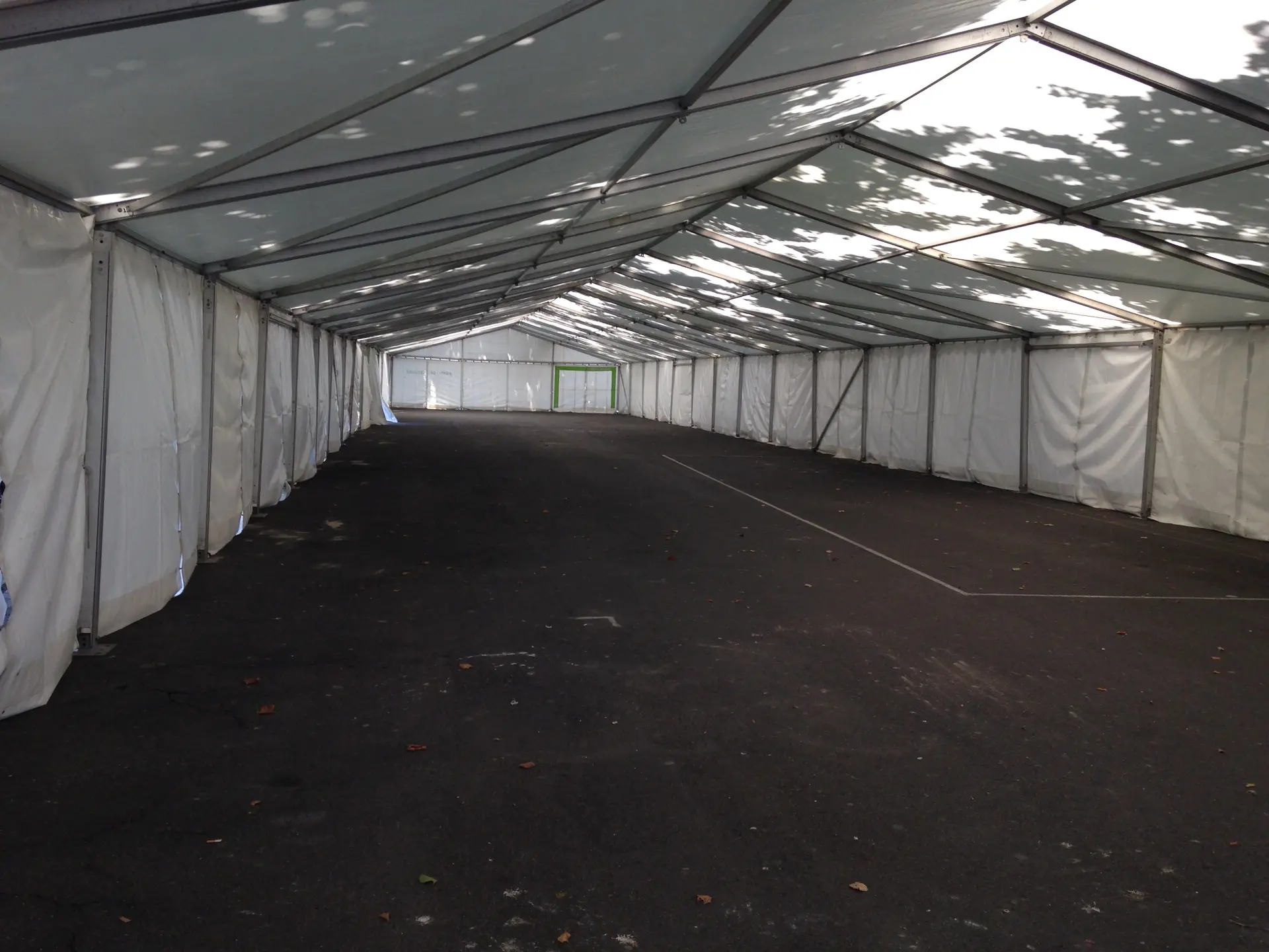 Abris stockage travaux protection chantier